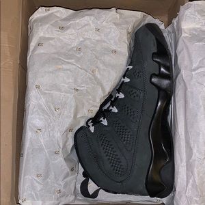 Air Jordan 9 Retro